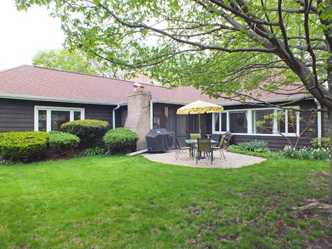 979 E Grant Dr, Des Plaines, IL 60016 photo 20