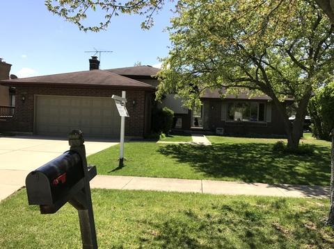 77 Siems Cir, Roselle, IL 60172 photo 1