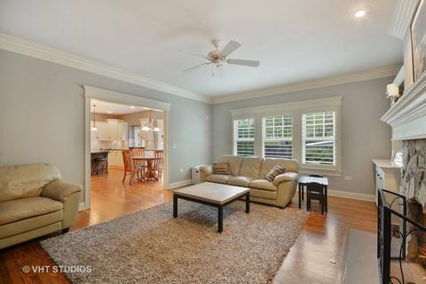1226 N Eagle St, Naperville, IL 60563 photo 10