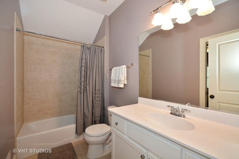 1226 N Eagle St, Naperville, IL 60563 photo 22
