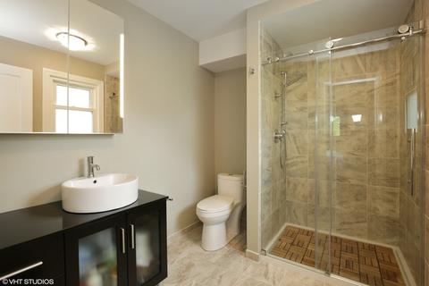 920 Forest Dr, Elgin, IL 60123 photo 5