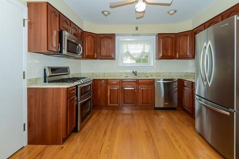 121 Thrush Ln, Naperville, IL 60540 photo 6