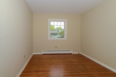 121 Thrush Ln, Naperville, IL 60540 photo 12