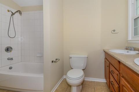 121 Thrush Ln, Naperville, IL 60540 photo 17