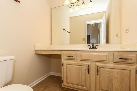 664 Golfers Ln, Bartlett, IL 60103 photo 11