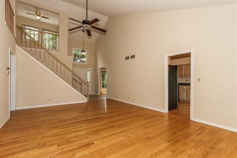 664 Golfers Ln, Bartlett, IL 60103 photo 3