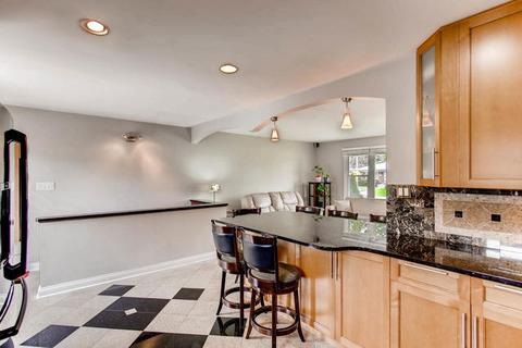839 N Sumner St, Addison, IL 60101 photo 9