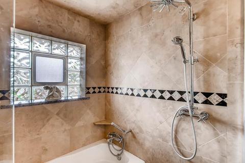 839 N Sumner St, Addison, IL 60101 photo 18