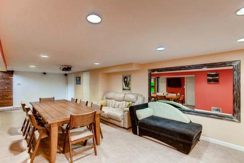 839 N Sumner St, Addison, IL 60101 photo 23