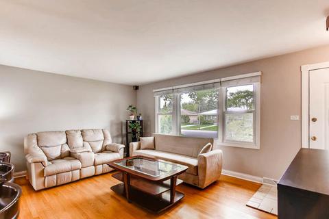 839 N Sumner St, Addison, IL 60101 photo 7