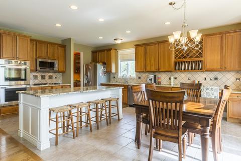 1420 Sutton Pl, Gurnee, IL 60031 photo 6