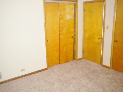 7406 57 Pl, Summit, IL 60501 photo 14