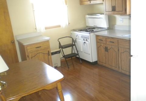 7406 57 Pl, Summit, IL 60501 photo 3