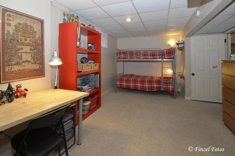 464 S State St, Elgin, IL 60123 photo 12