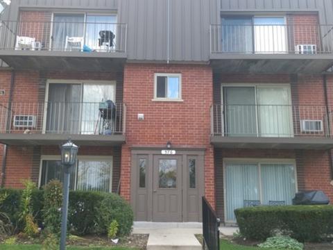 576 Fairway View Dr #2E, Wheeling, IL 60090 photo 1
