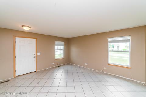16431 Spring Creek Ln, Plainfield, IL 60544 photo 7
