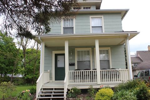 115 S Chapel St, Elgin, IL 60120 photo 4