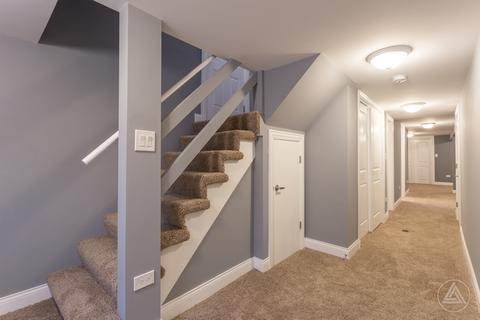 410 E 89th Pl, Chicago, IL 60619 photo 16