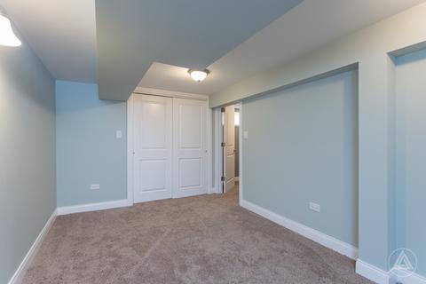 410 E 89th Pl, Chicago, IL 60619 photo 15