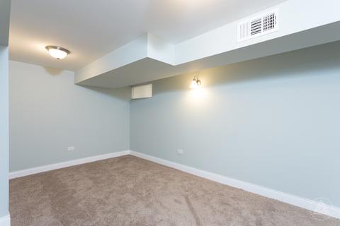 410 E 89th Pl, Chicago, IL 60619 photo 14