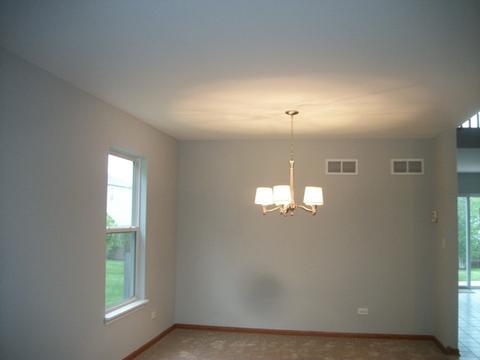 2216 Covington Ln, Plainfield, IL 60586 photo 3