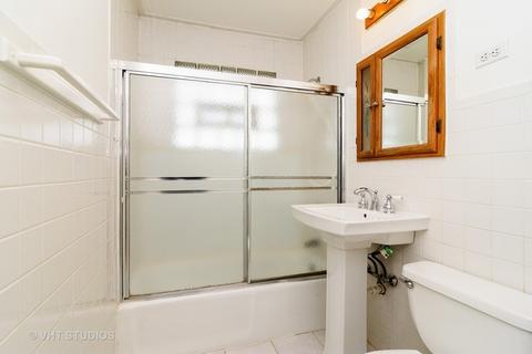 692 Sandra Ln, Wheeling, IL 60090 photo 8