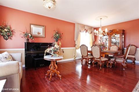 2005 Fairfield Dr, Plainfield, IL 60586 photo 2