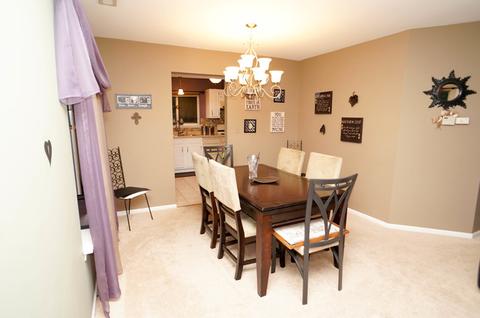 428 Barton Pl, Carol Stream, IL 60188 photo 7