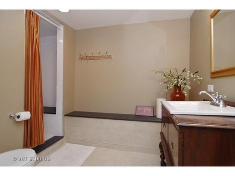 220 E South St, Elmhurst, IL 60126 photo 26