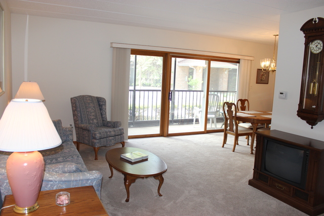 13430 E Circle Dr #507, Crestwood, IL 60445 photo 9