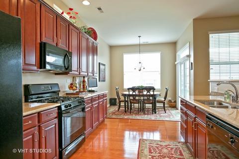 3863 Valhalla Dr, Elgin, IL 60124 photo 5