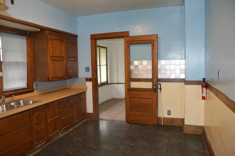 455 S Poplar Ave, Kankakee, IL 60901 photo 2