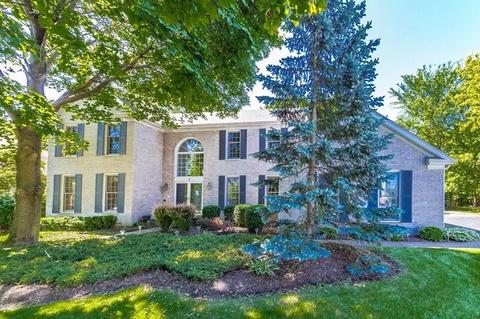 3 Oakleaf Ct, Algonquin, IL 60102 photo 1
