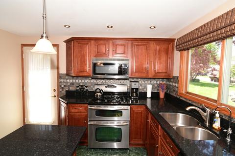 35913 N Ash St, Ingleside, IL 60041 photo 4