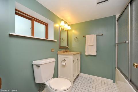 948 S Wolf Rd, Des Plaines, IL 60016 photo 12
