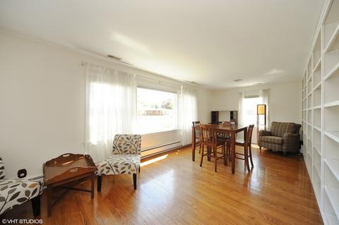 948 S Wolf Rd, Des Plaines, IL 60016 photo 3