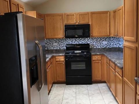 1502 Green Trails Dr, Plainfield, IL 60586 photo 6