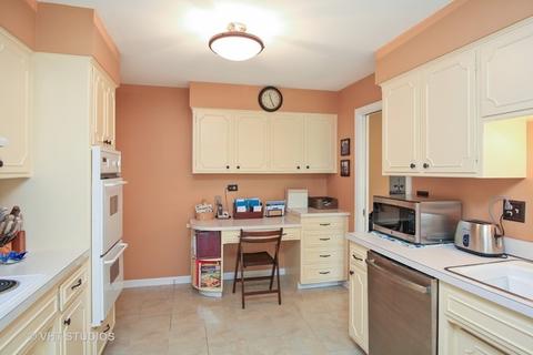1040 Rolling Pass, Glenview, IL 60025 photo 5
