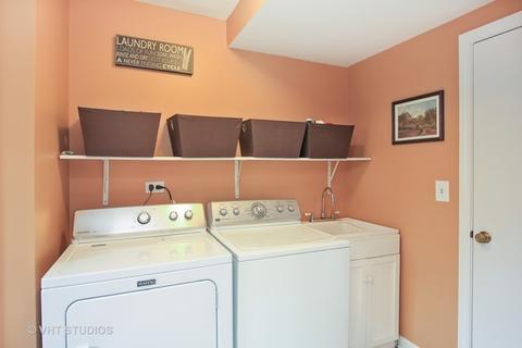 1040 Rolling Pass, Glenview, IL 60025 photo 14