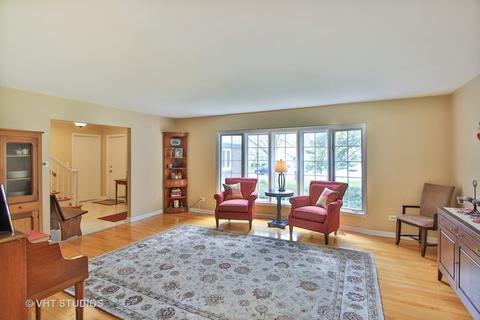 1040 Rolling Pass, Glenview, IL 60025 photo 3