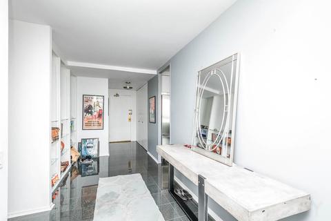 200 E Delaware Pl #22B, Chicago, IL 60611 photo 4