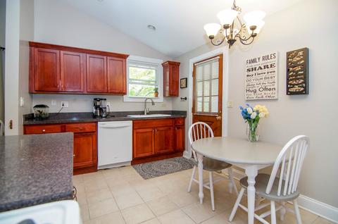 415 Mccarthy Rd, Lemont, IL 60439 photo 7