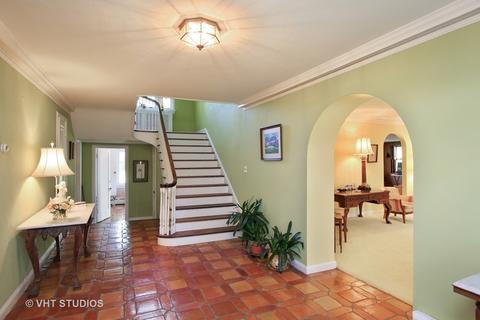 1500 Robin Rd, Bannockburn, IL 60015 photo 2