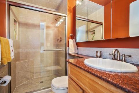 1295 Freeman Rd, Hoffman Estates, IL 60192 photo 10
