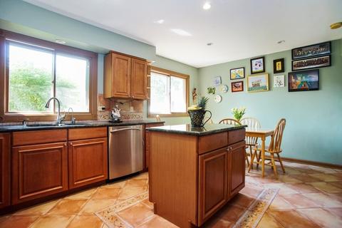 1295 Freeman Rd, Hoffman Estates, IL 60192 photo 8