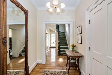 548 Willow Rd, Winnetka, IL 60093 photo 2