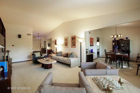 709 E Devon Ave, Roselle, IL 60172 photo 3