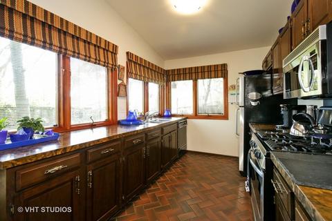 709 E Devon Ave, Roselle, IL 60172 photo 4