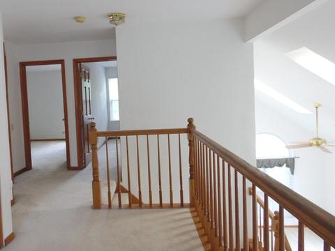 1491 Diamond Dr, Hoffman Estates, IL 60192 photo 10