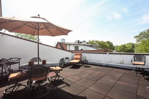 1113 E Prairie Ave, Des Plaines, IL 60016 photo 9